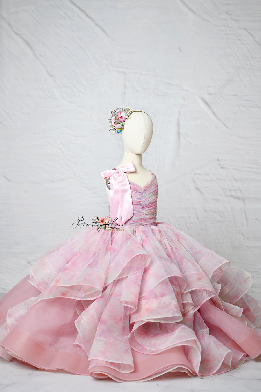 Pastel Clouds Dress – Customizable Girls Pastel Gown with Detachable Tulle Sleeves for Photography & Special Events