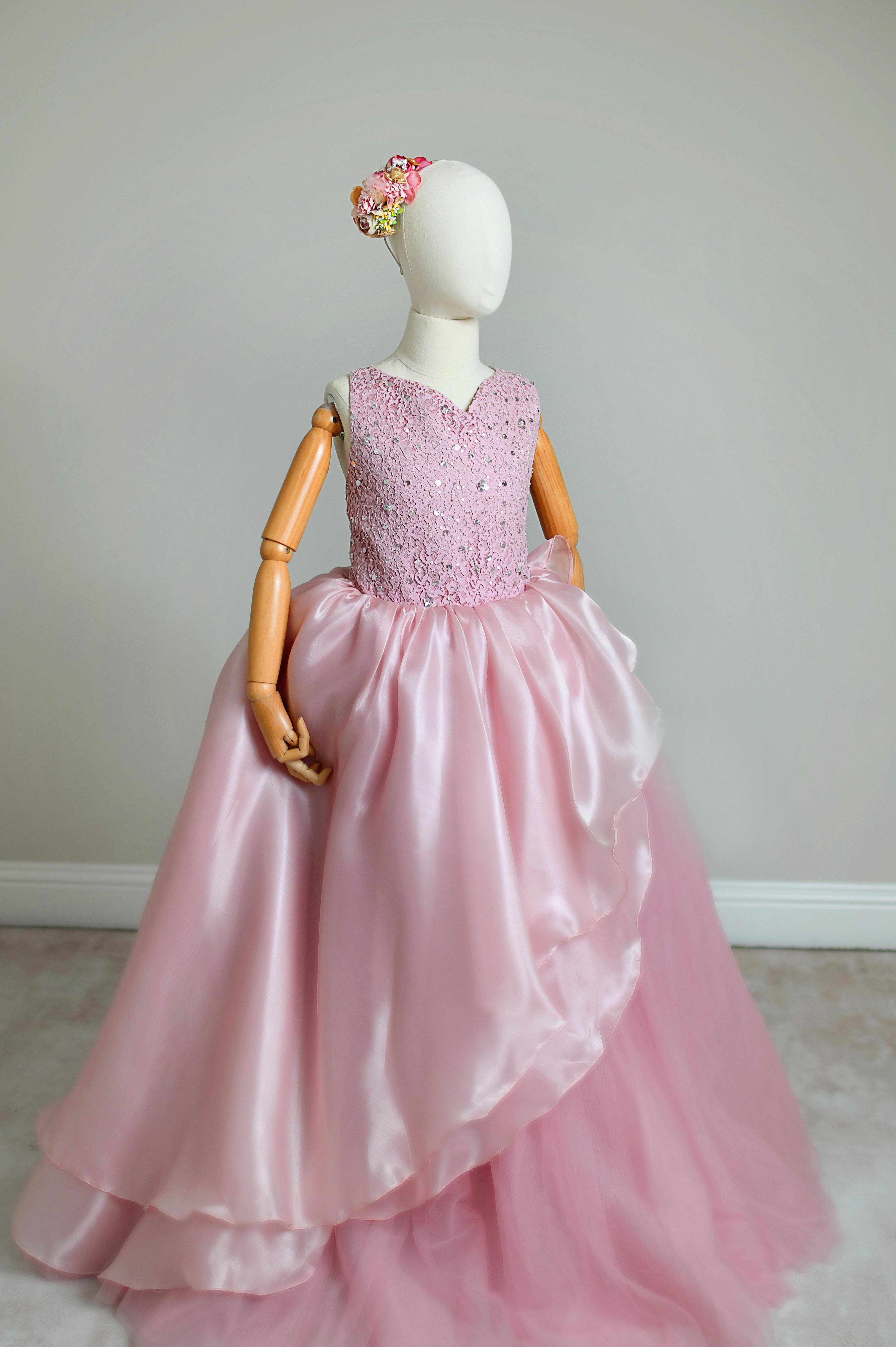 REMNANT PINK LACE sequin details