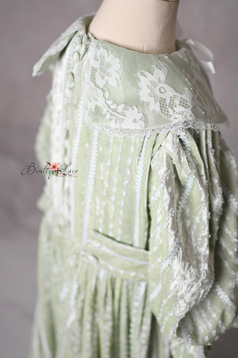 Eleanor’s Dream – Vintage-Inspired Special Occasion & Photo Shoot Dress