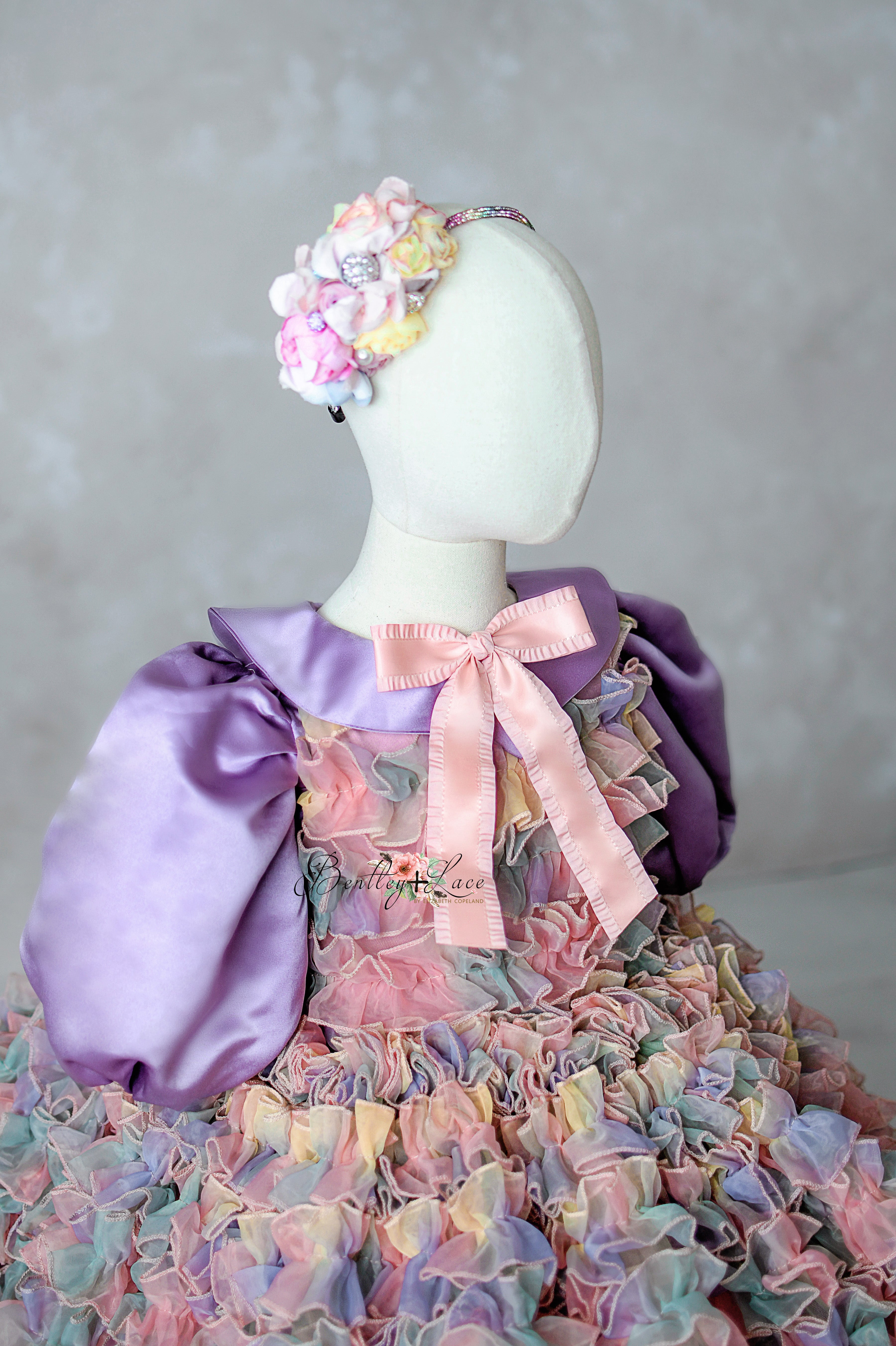 Floor-length organza dress for child photography sessions

