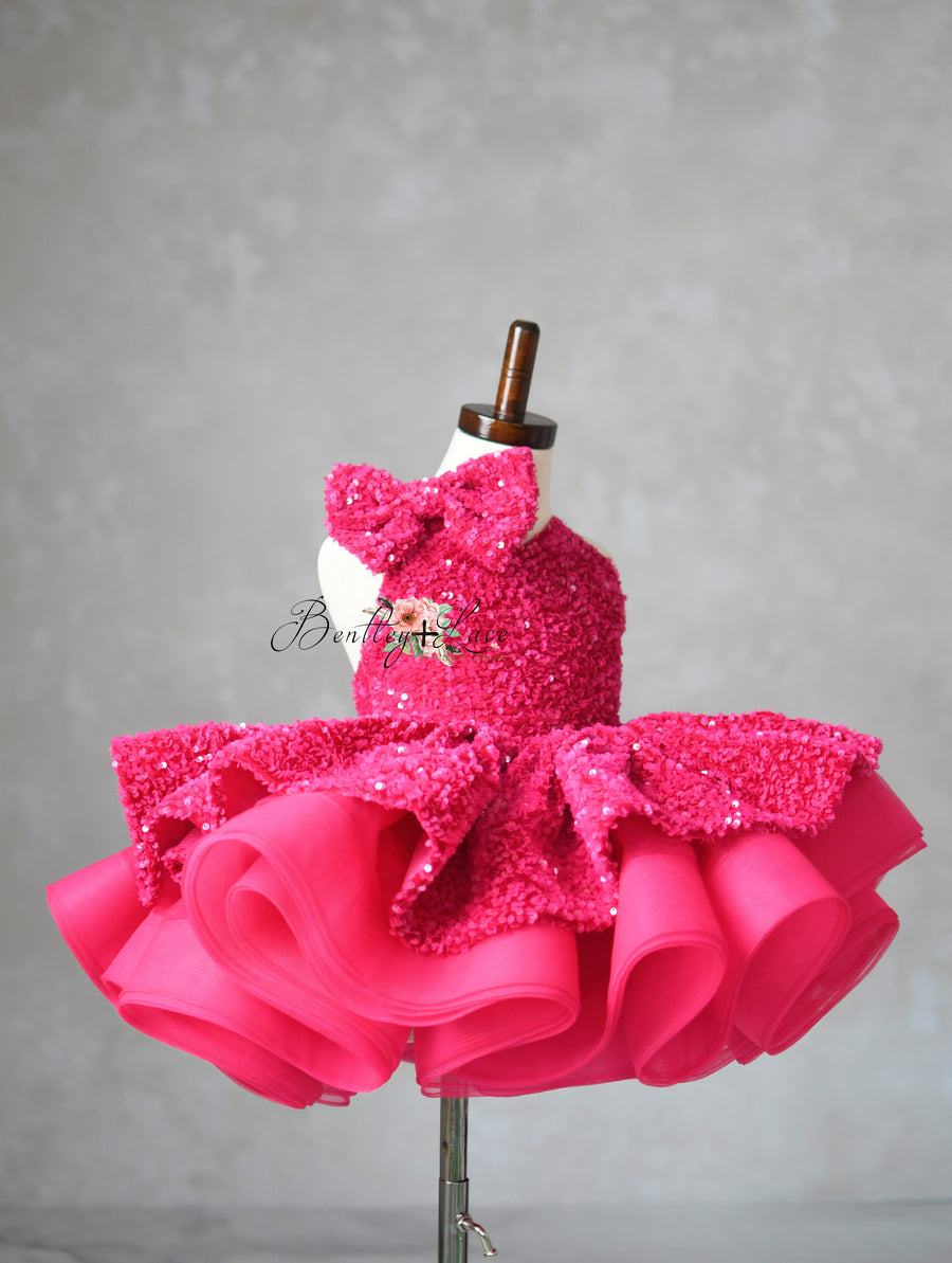 Retro "Velvet Glam" Birthday Dress – Sequin Velvet Gown for Photography & Special Events