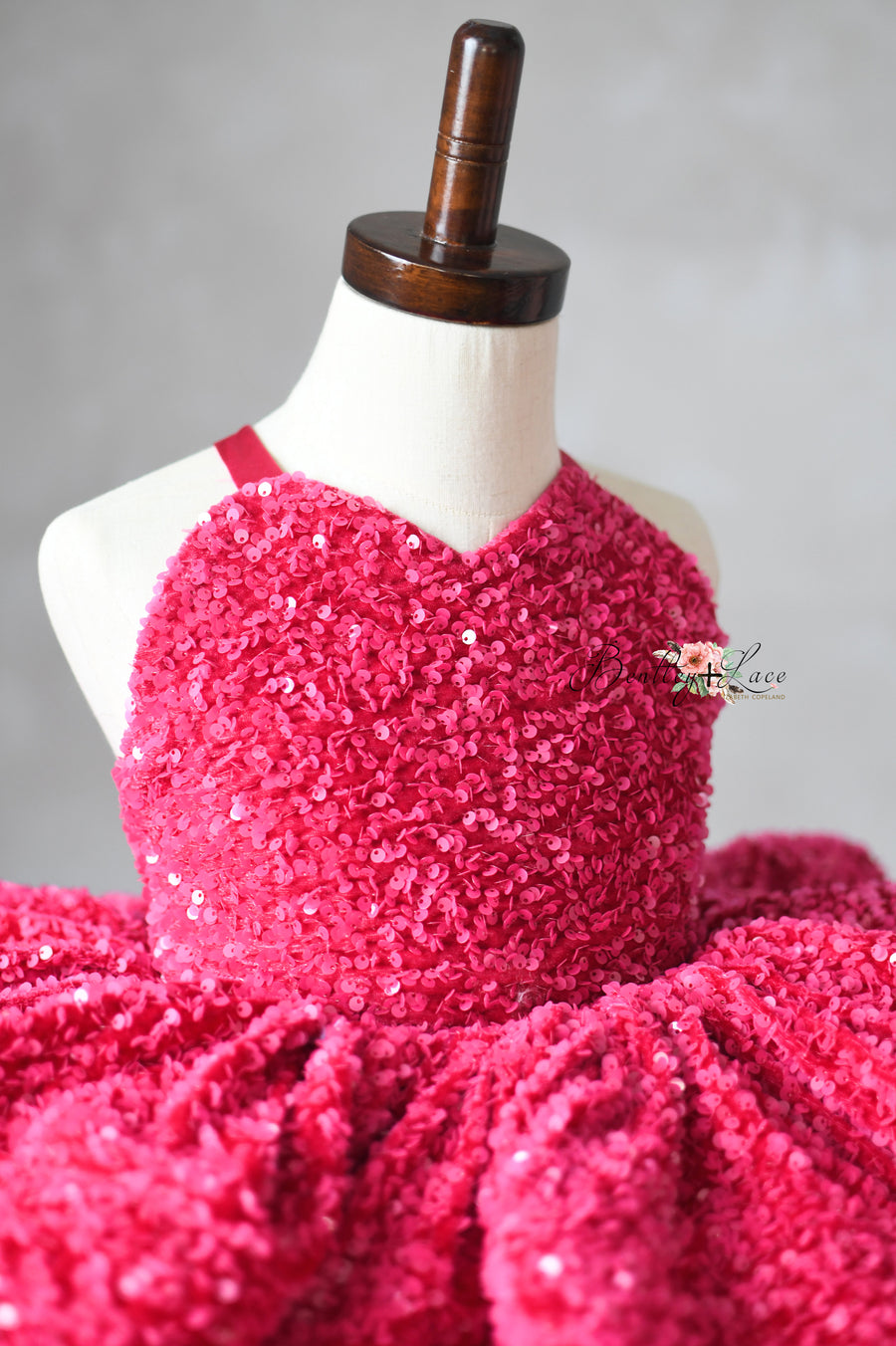 Retro "Velvet Glam" Birthday Dress – Sequin Velvet Gown for Photography & Special Events