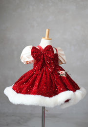 Full twirling skirt sparkling with festive holiday sequins.


