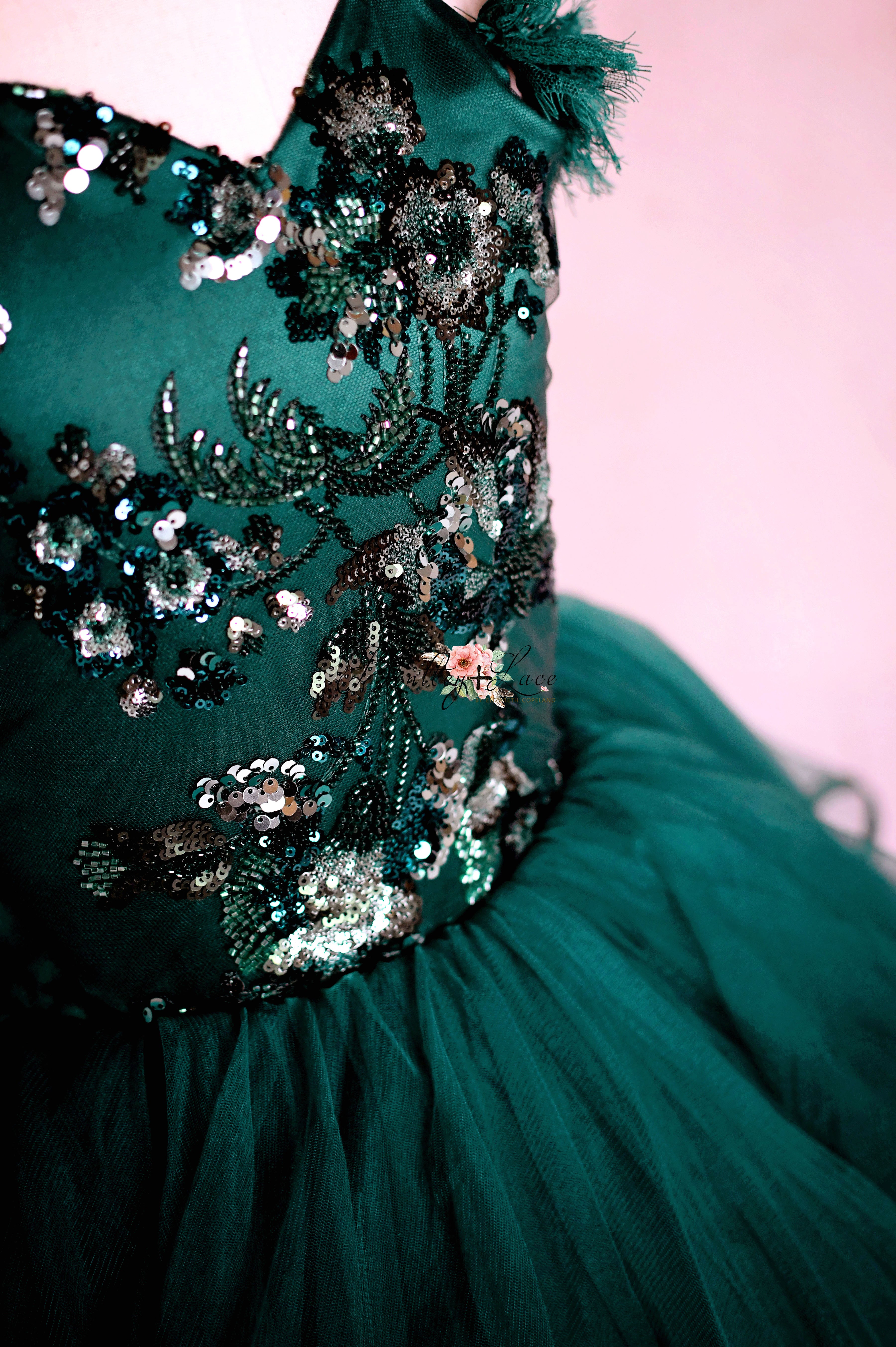 REMNANT Green sequin