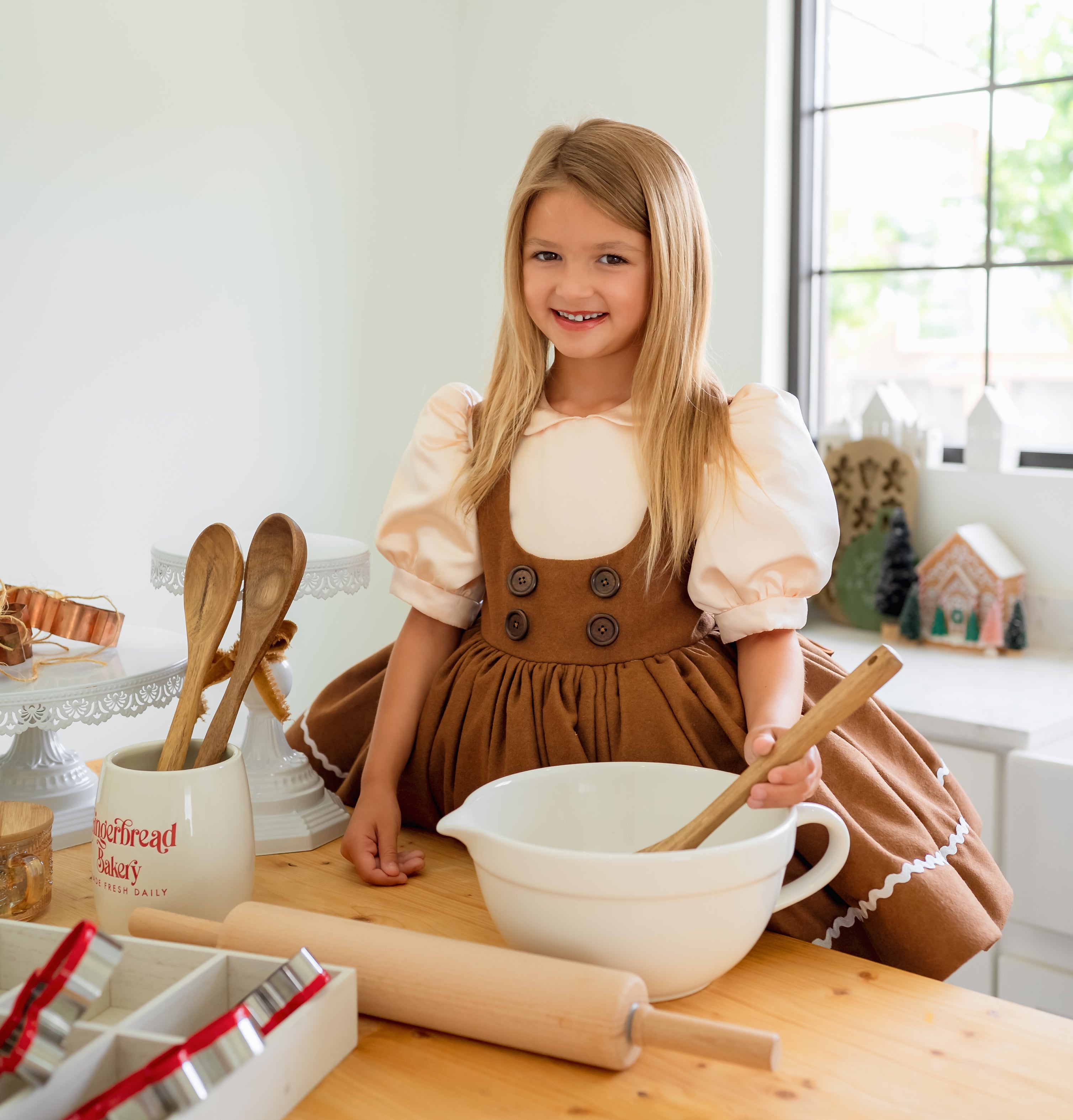 Gingerbread baking 