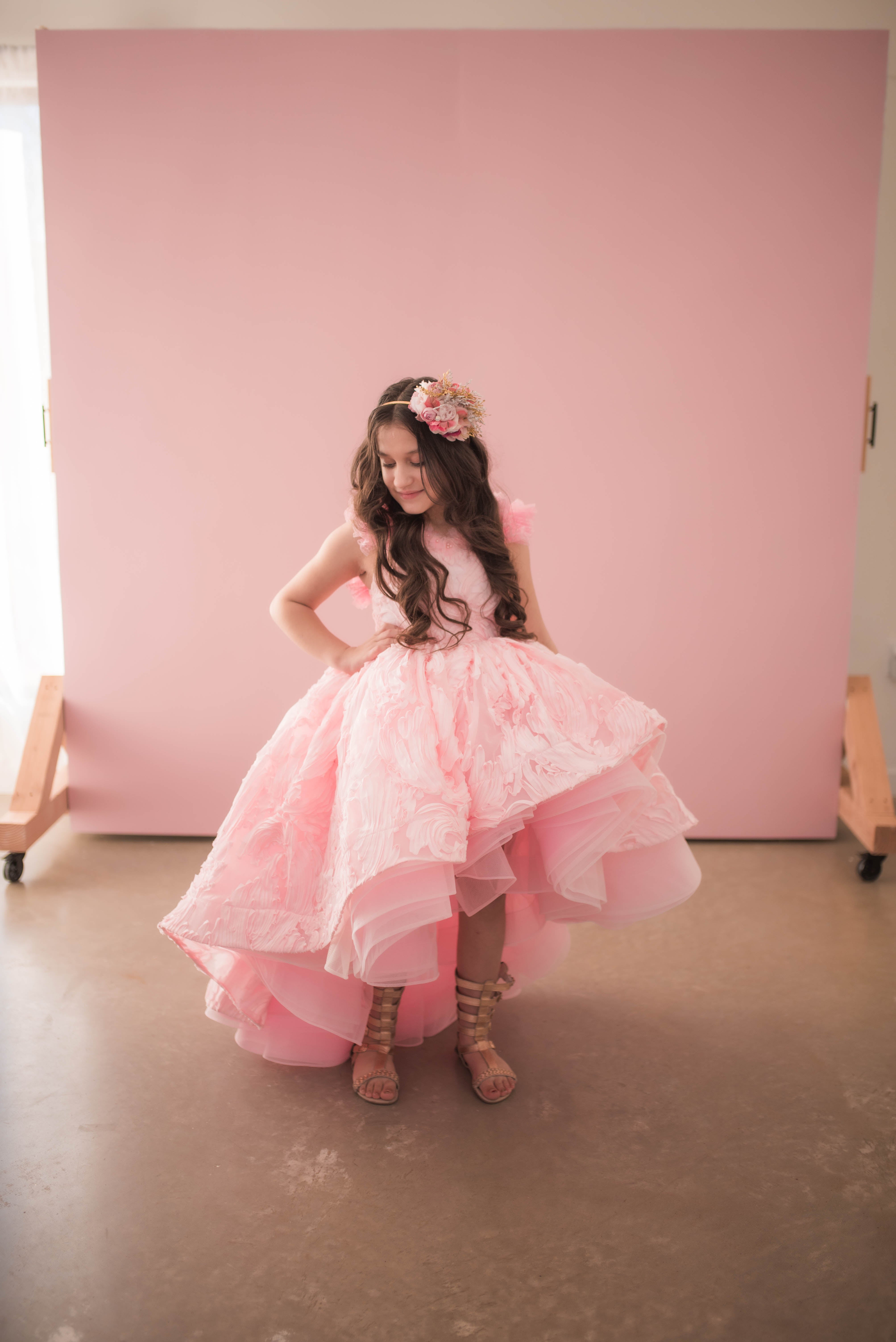 perfect pink gowns for photo shoots