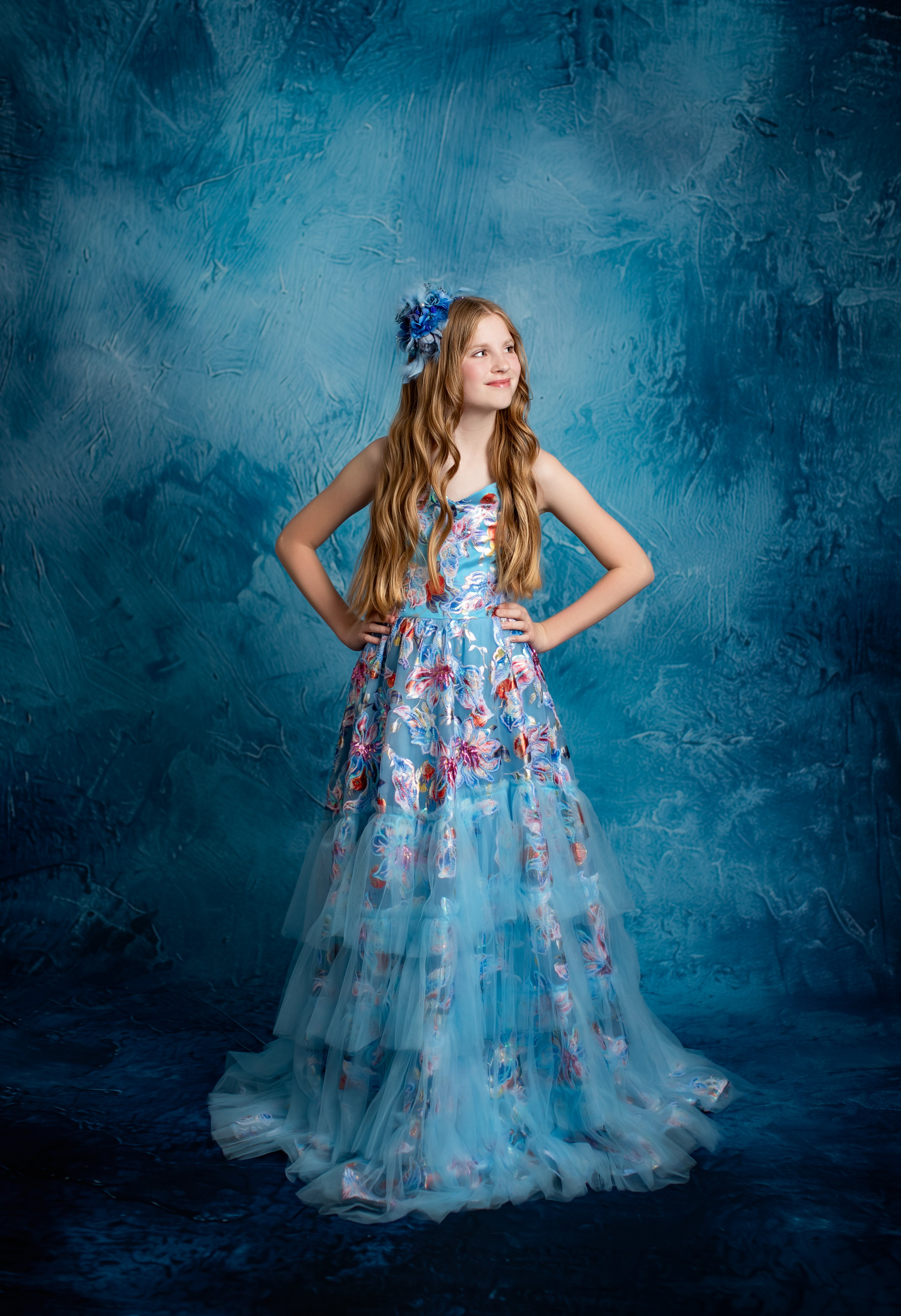 Beautiful blue gowns for photography sessions