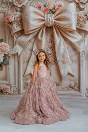 Elegant couture dress with delicate sparkling lace details for a timeless look.

