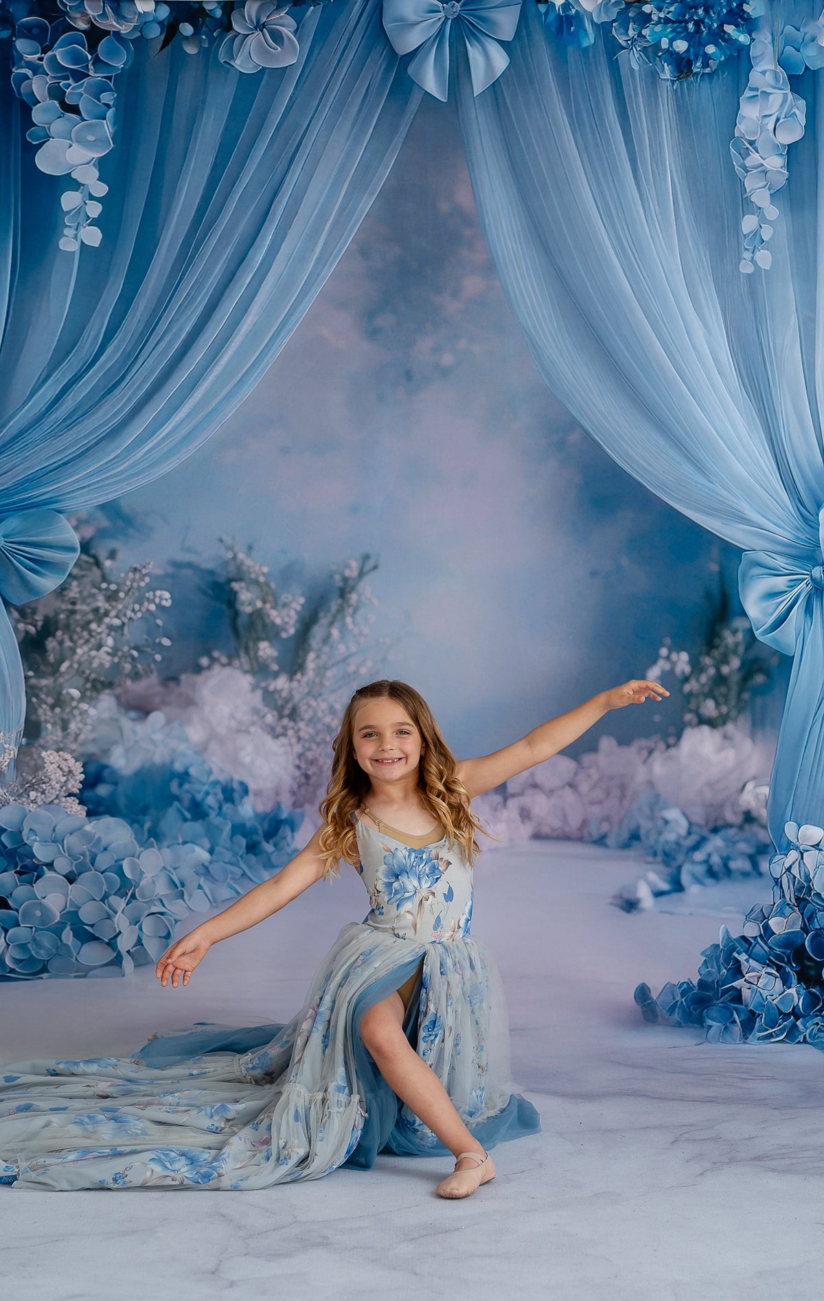 Editorial fashion gown with romantic vintage design in solid tone.


