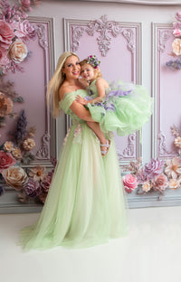 New "Meadow Mist " -   Petal length dress  ( 4 Year - Petite 7)