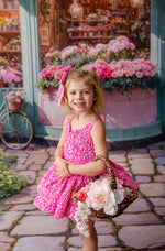 Adjustable shoulder ties ensure a comfortable and customizable fit for your little one.
