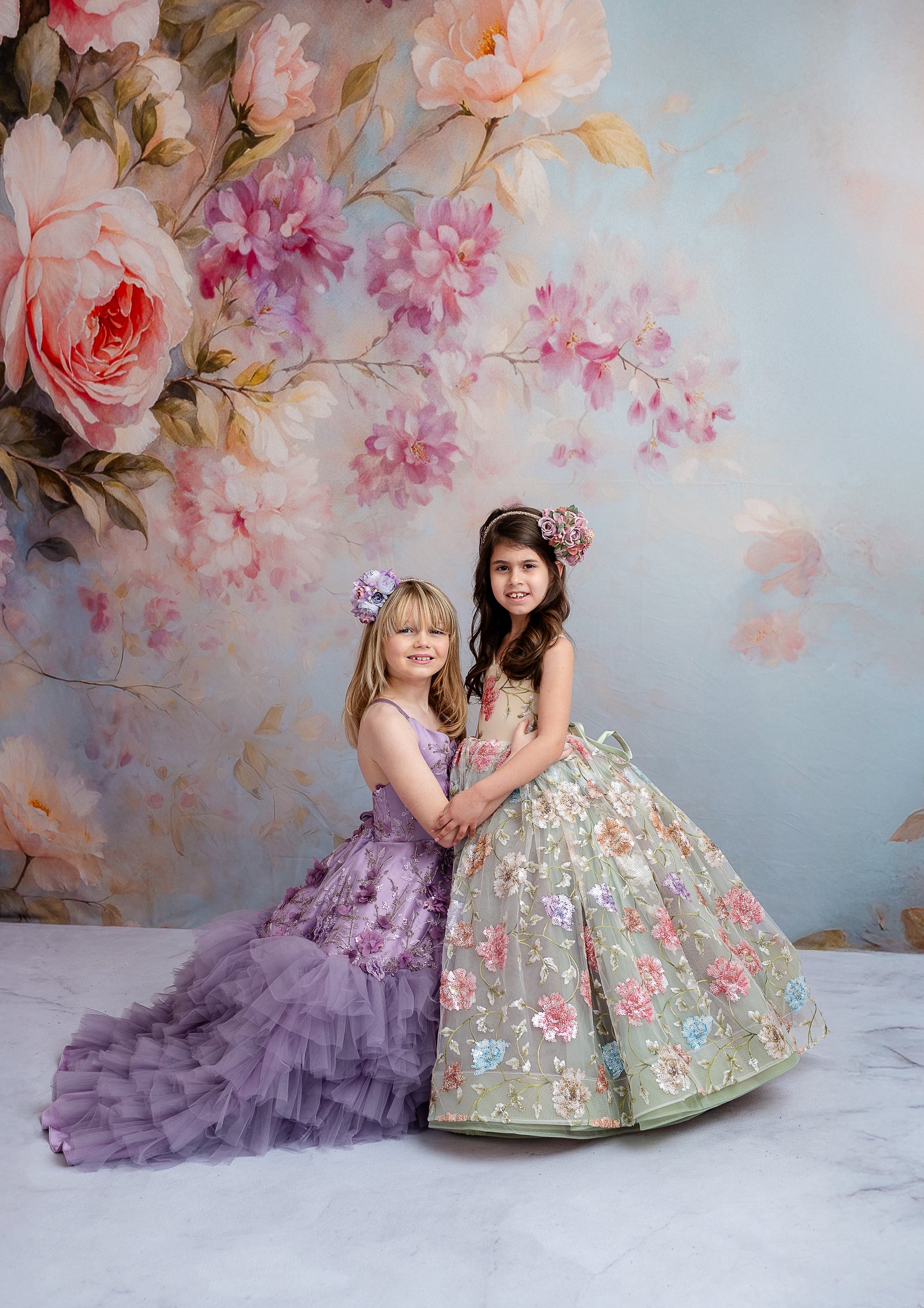 Graceful lavender gown embellished with floral appliqués, complete with detachable puff sleeves for a dreamy touch.