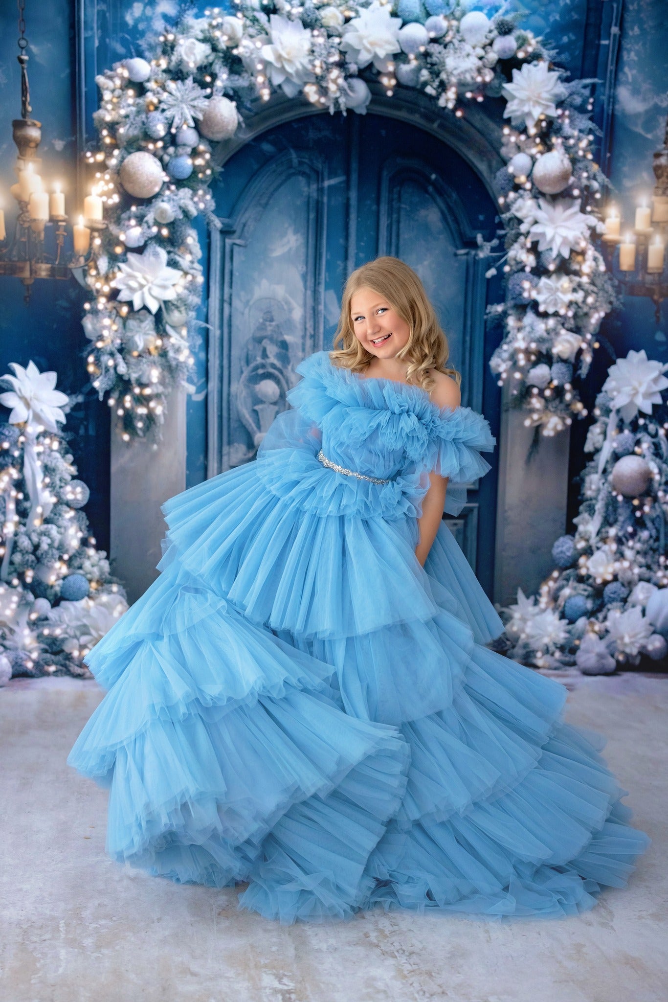 blue gowns, sister dresses, matching dresses, holiday gowns, dream dress sessions, photography christmas sessions, gowns for photography. children's rental gowns, barbie inspired gowns, barbie inspired dress