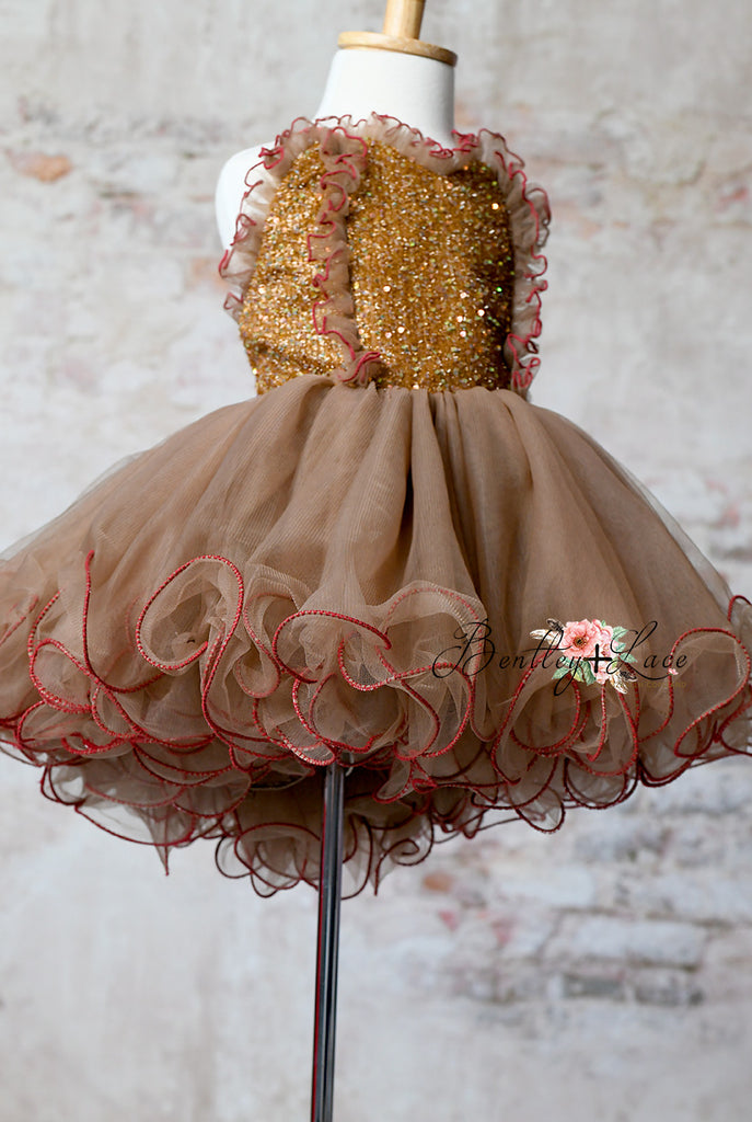 "Ging" Sequin petal and cape -  Editorial Dress, Couture Gown, Special Occasion Dress