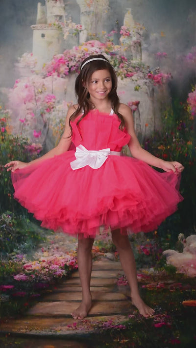 Rental gowns: short tulle rental dress - Pink tulle dress, barbie inspired rental dress, barbie inspired dress, barbie inspired tulle dress, custom barbie dress. Girls dresses for photography sessions. 