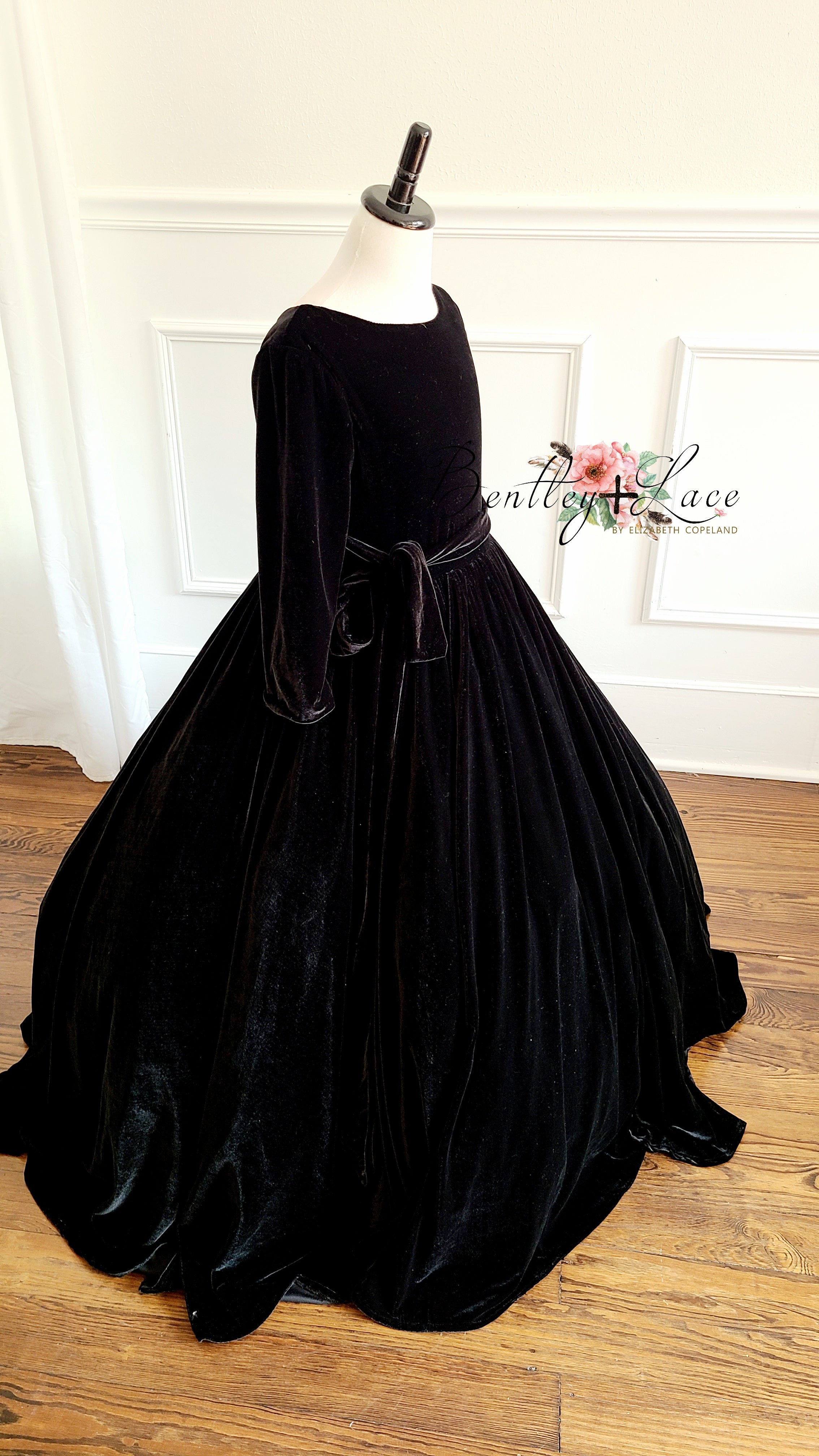 Penelope Velvet gown - Midnight black  with Sleeves  (6 Year - Petite 9 Year)