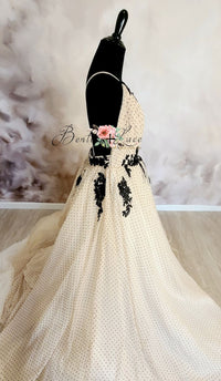 Dillon - Velvet Dot (TEEN-ADULT)