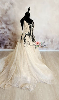 Dillon - Velvet Dot (TEEN-ADULT)