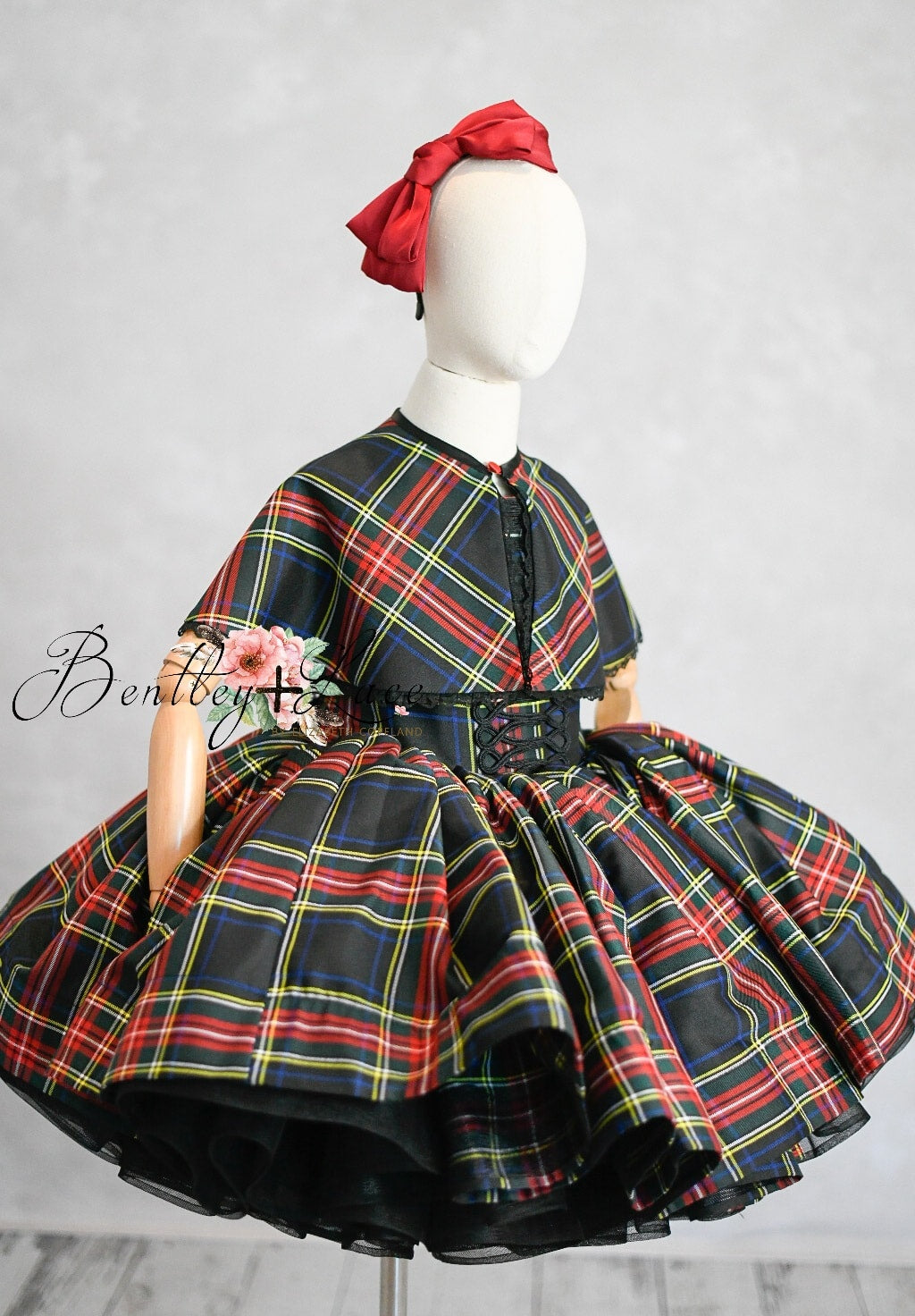 Couture gown rental: "Darling Plaid" Set Petal Length Dress ( 6 Year - Petite 7 Year)