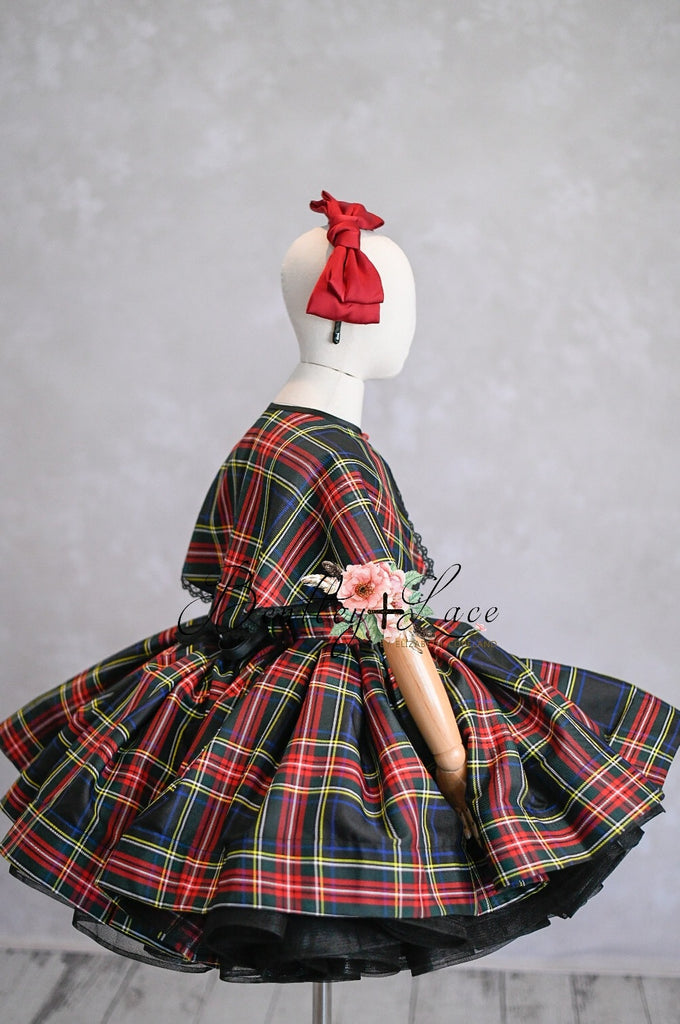 Couture gown rental: "Darling Plaid" Set Petal Length Dress ( 6 Year - Petite 7 Year)
