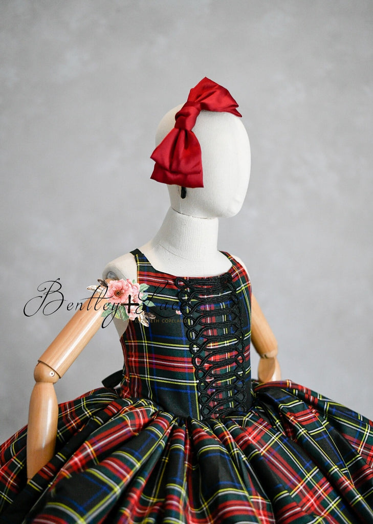 Couture gown rental: "Darling Plaid" Set Petal Length Dress ( 6 Year - Petite 7 Year)