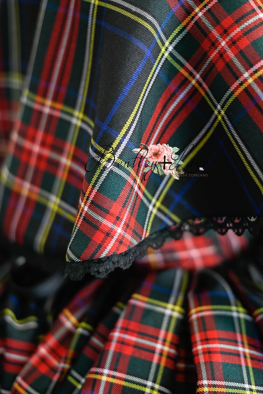 Couture gown rental: "Darling Plaid" Set Petal Length Dress ( 6 Year - Petite 7 Year)
