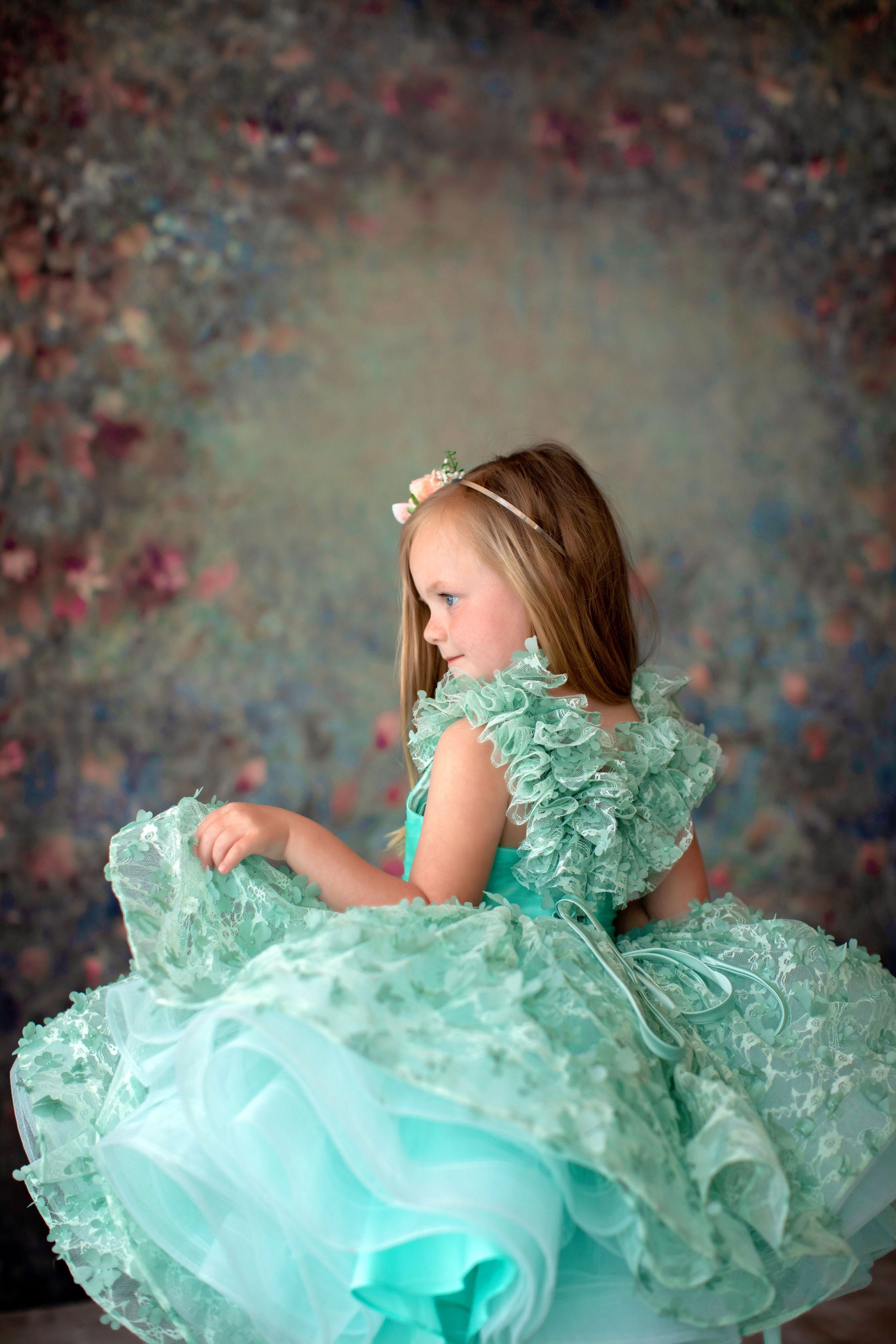 New "Fluttering Mint" -  Petal Length dress ( 4 Year - Petite 5 Year)
