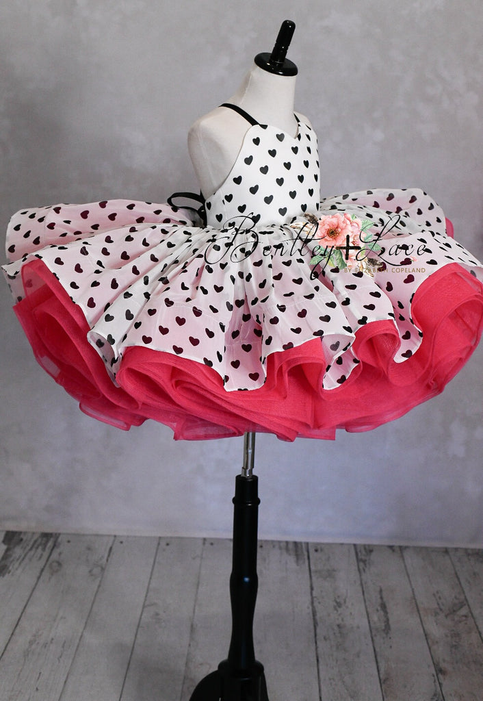 Retired rental euc"Sweetest Ballerina" black/white with pink tulle -  Petal Length Dress - ( 5 Year - Petite 6 Year)
